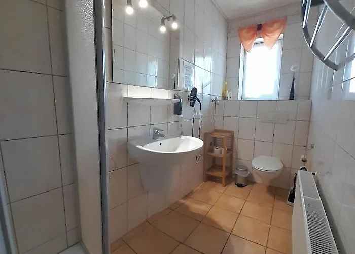 Gaestehaus Volker Haas בית הארחה Kesten